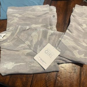 new with tags athelta cross cross shirt